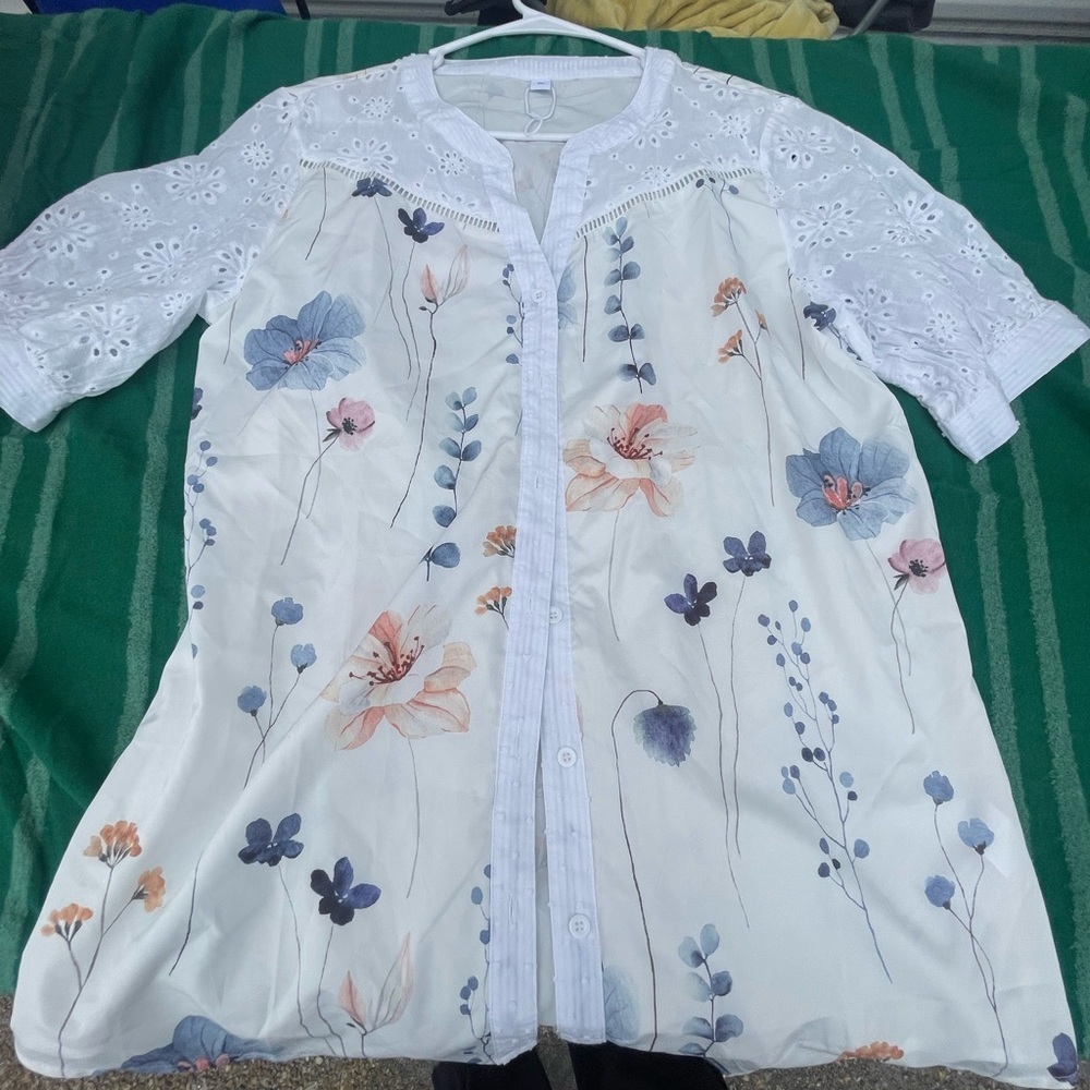 Floral Embroidered White Blouse